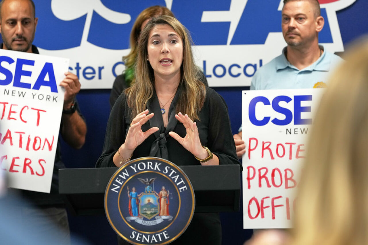 Hinchey, CSEA Push Hochul to Sign Bill Allowing Disabled Probation Officers Benefits