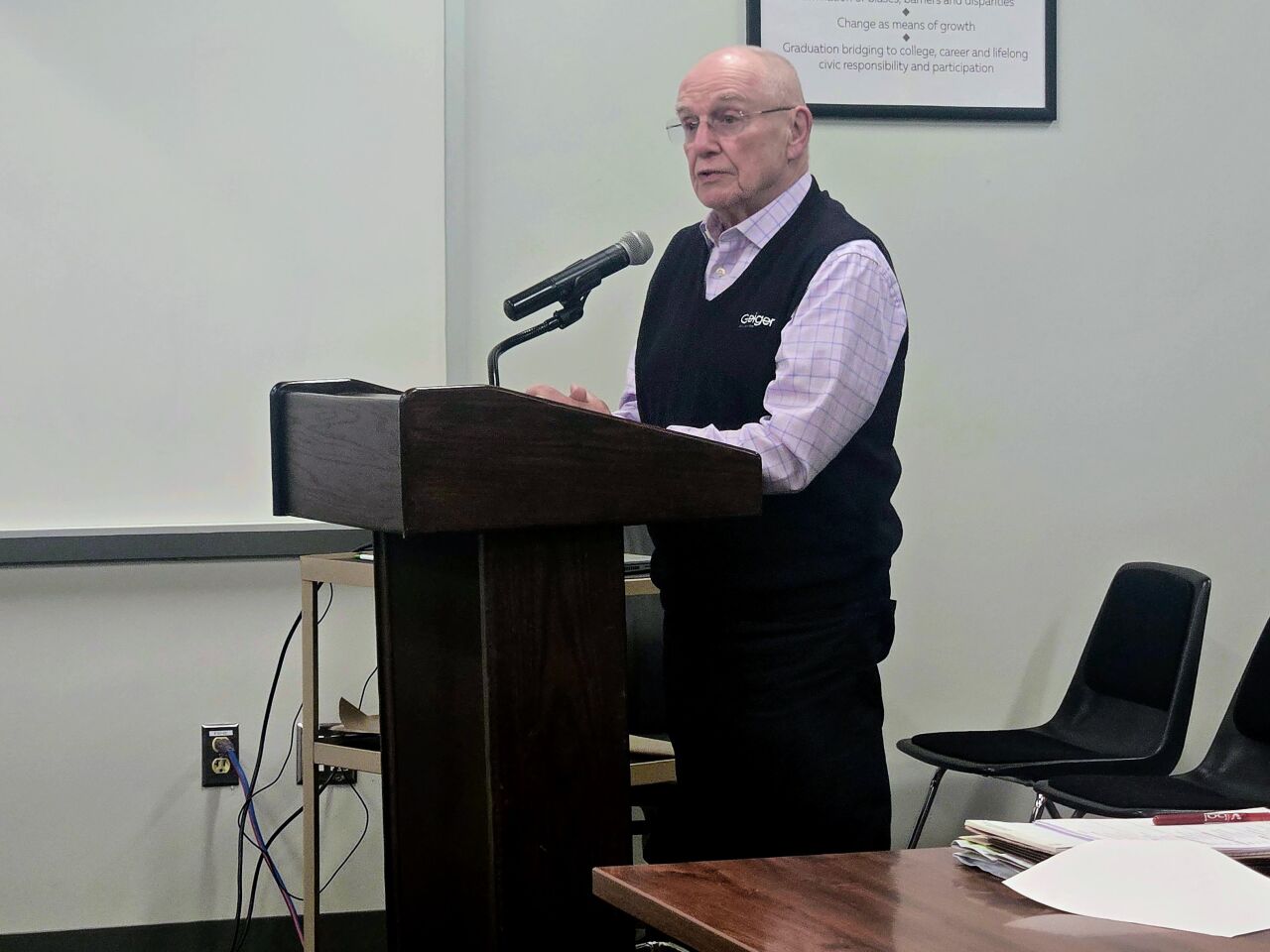 Port Ewen Man Raises Concerns About School Taxes