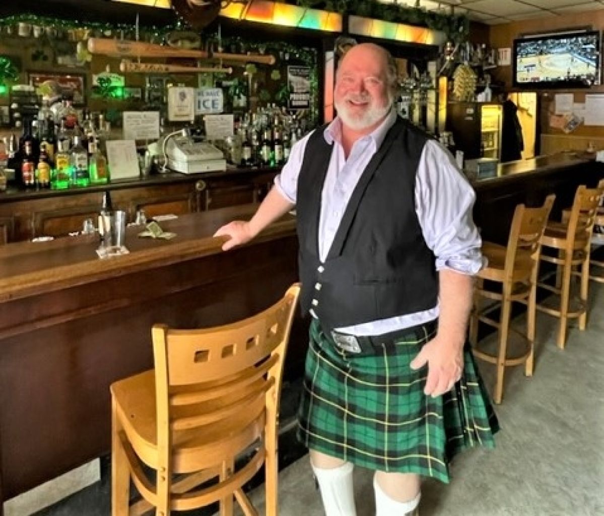Real Lives of Kingston: Larry Cosenza