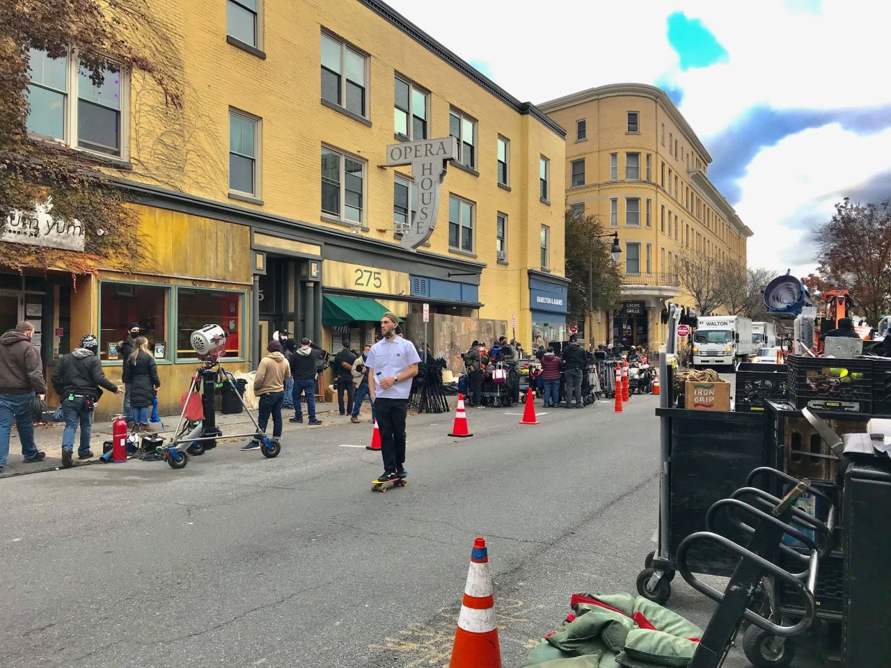 Parking Restrictions Begin Monday for 'Pretty Little Liars' Filming