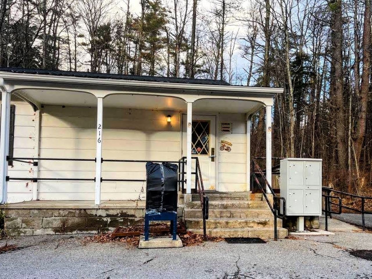 The USPS Canceled the Glenford Post Office. Can Public Outcry Bring It Back?