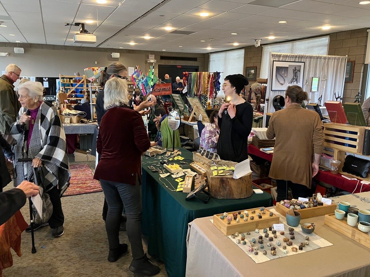 Unison Arts Craft Fair Returns for Holiday Shopping