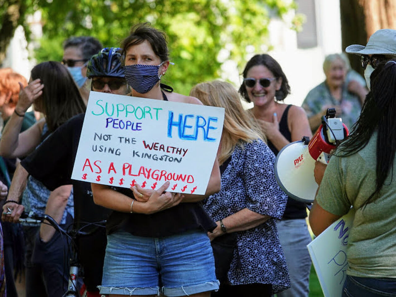 Editorial: Welcome to Kingston, Where the Rich Get Richer
